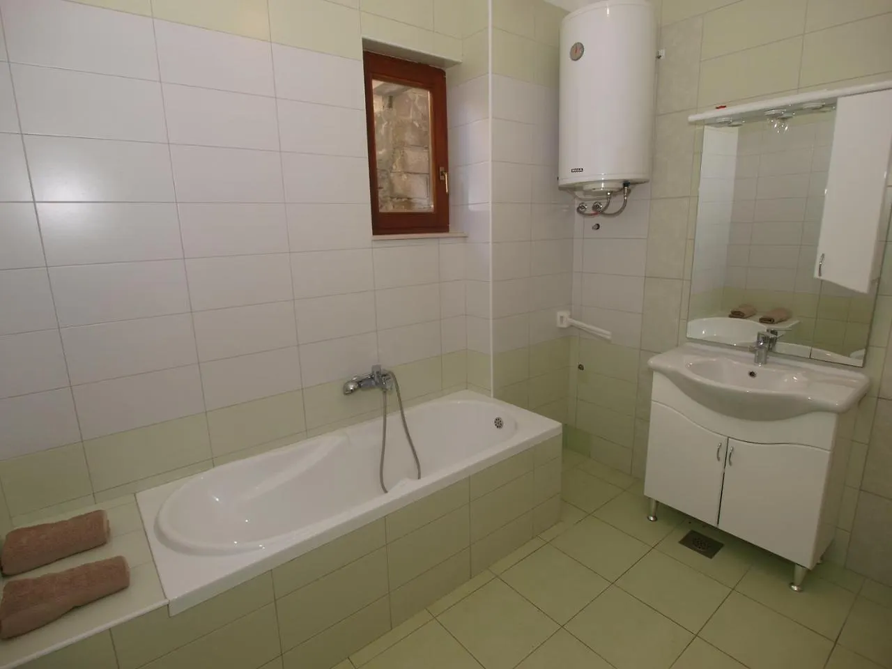 Apartments Emil 769 Fazana