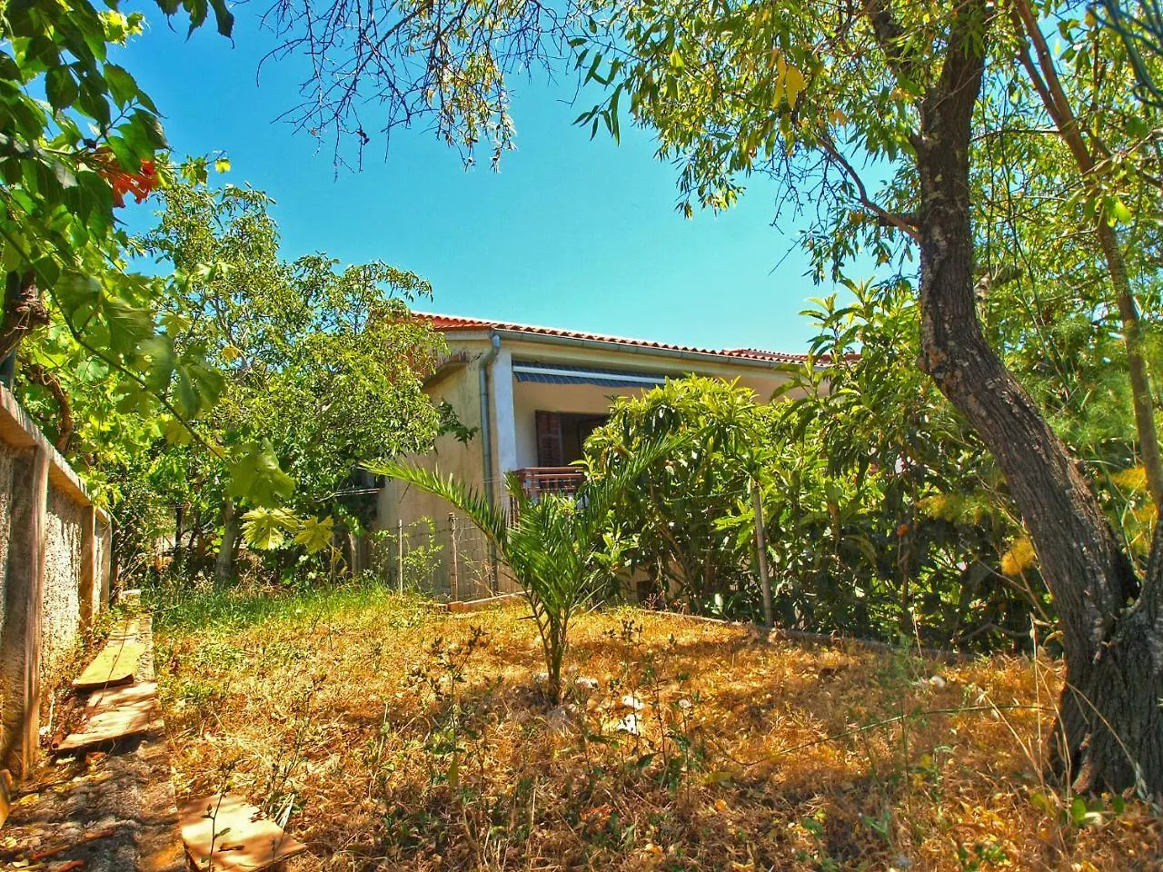 Apartments Emil 769 Fazana 0*,  Croatia