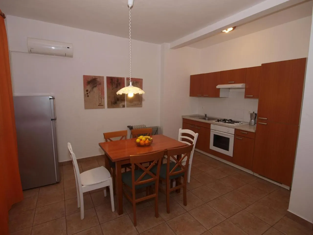 Apartments Emil 769 Fazana